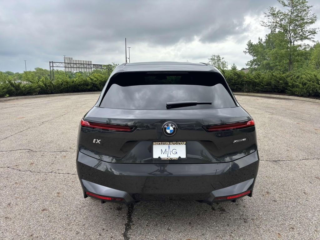 New 2026 BMW iX xDrive45 image 6