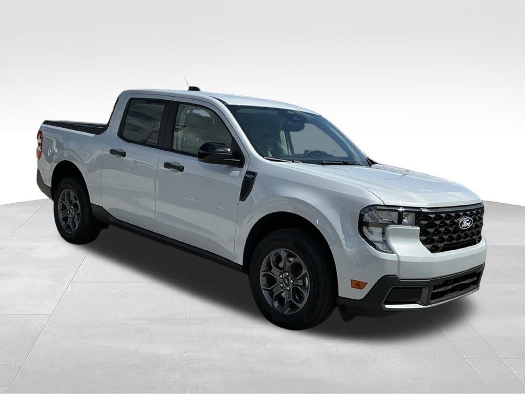 New 2026 Ford Maverick XLT w/ XLT Luxury Package FWD image 8