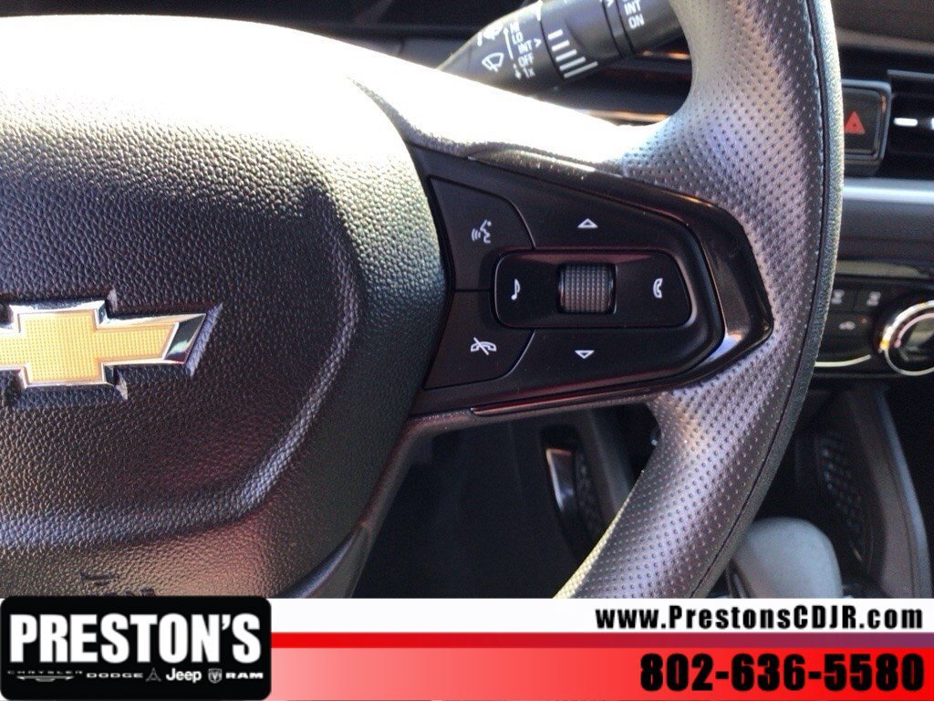 Used 2025 Chevrolet TrailBlazer LT AWD/4WD image 14
