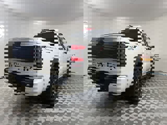 New 2025 Nissan Frontier Pro-X w/ Black Accent Package image 6