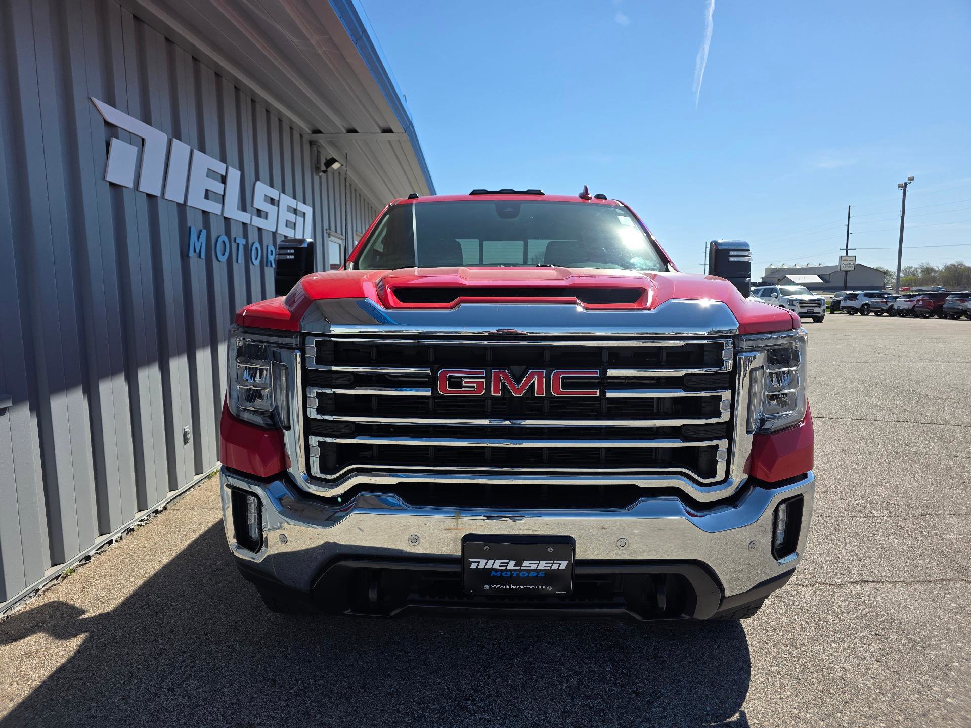 Used 2020 GMC Sierra 2500 SLT w/ SLT Convenience Package AWD/4WD image 3