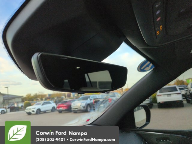 Used 2021 Cadillac Escalade Sport w/ Driver Assist Tech Package AWD/4WD image 19