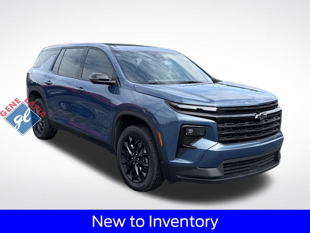 Used 2024 Chevrolet Traverse LS w/ Midnight/Sport Edition
