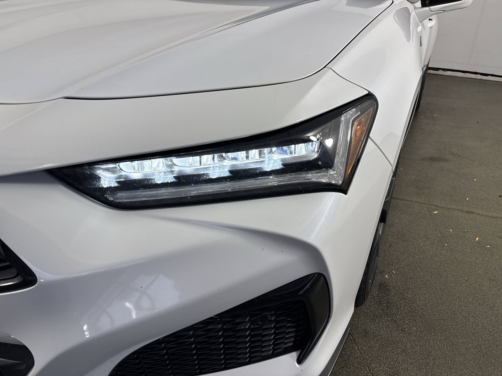 Used 2023 Acura TLX Type S AWD/4WD image 28