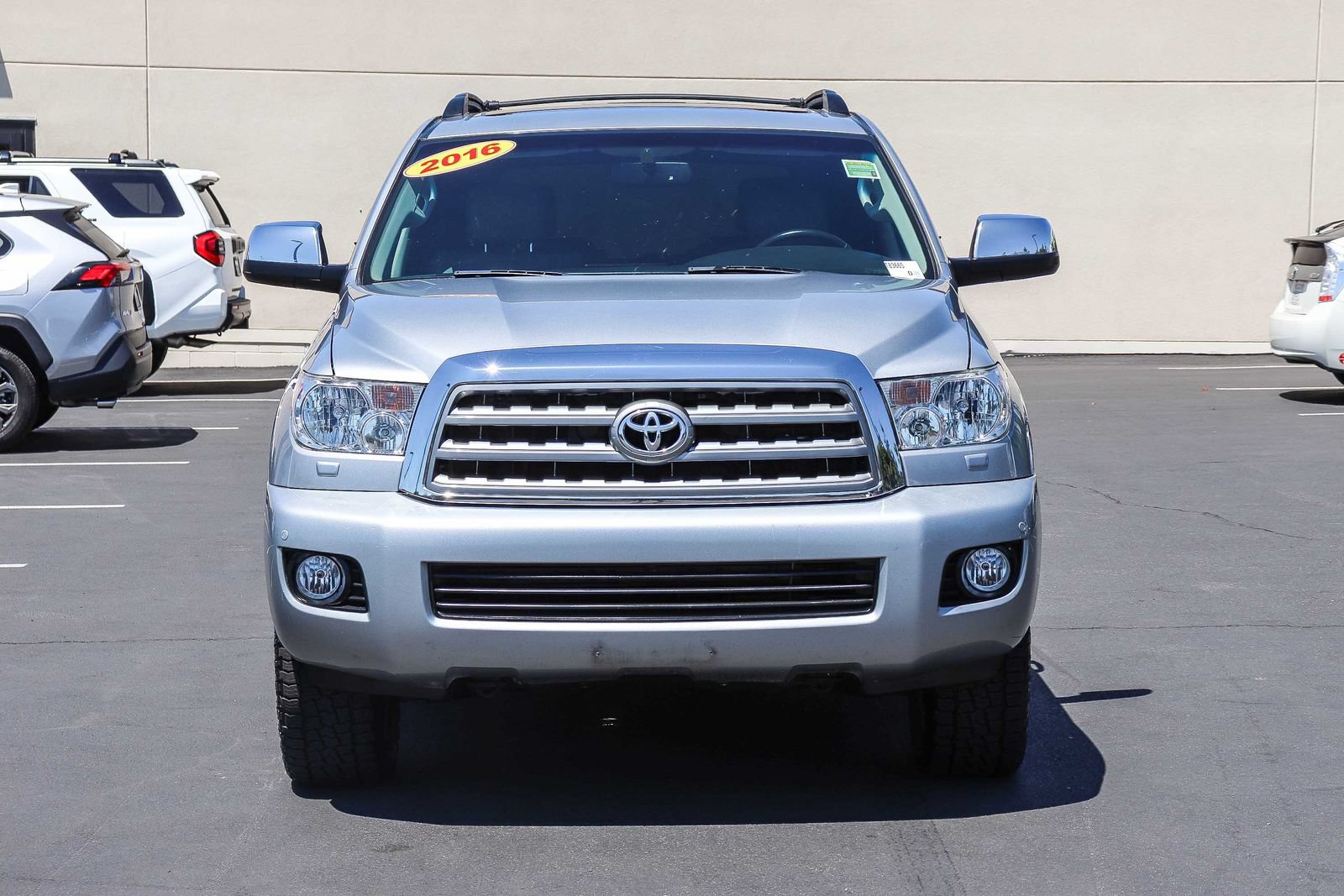Used 2016 Toyota Sequoia Limited w/ Safety & Convenience Package AWD/4WD image 2