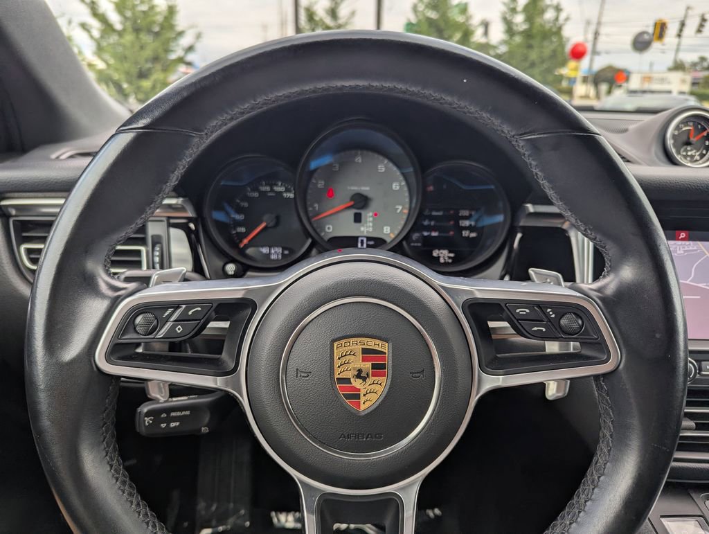 Used 2021 Porsche Macan S w/ Premium Package Plus image 22