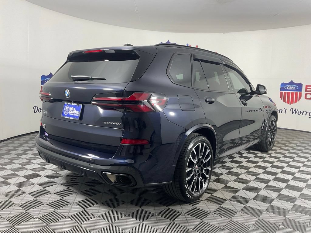 Used 2025 BMW X5 sDrive40i w/ M Sport Package RWD image 3
