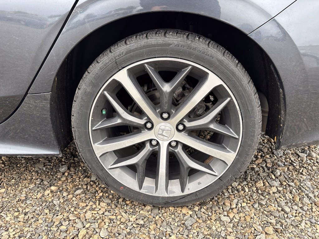 Used 2022 Honda Civic Touring image 7
