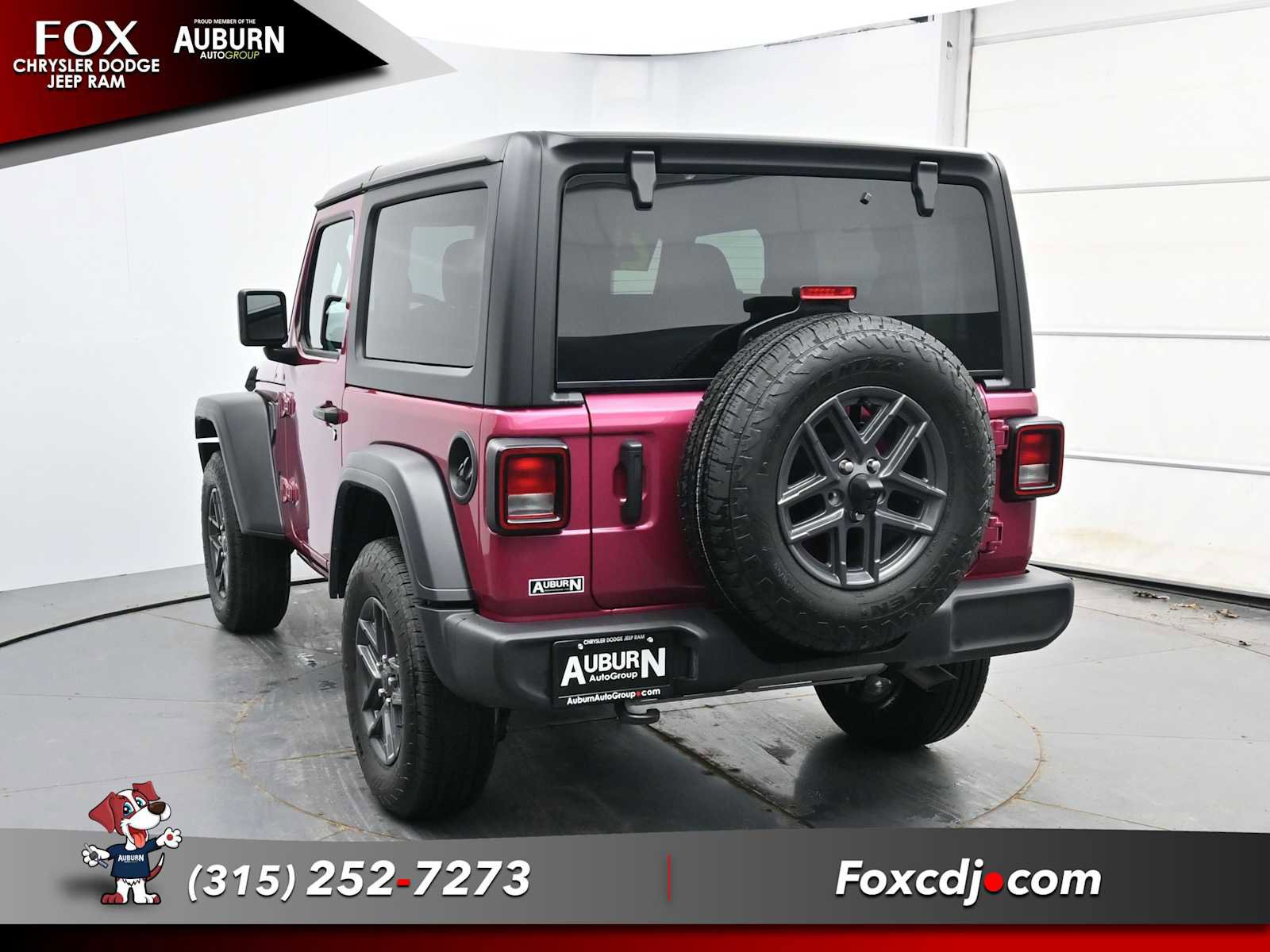 Used 2024 Jeep Wrangler Sport image 12