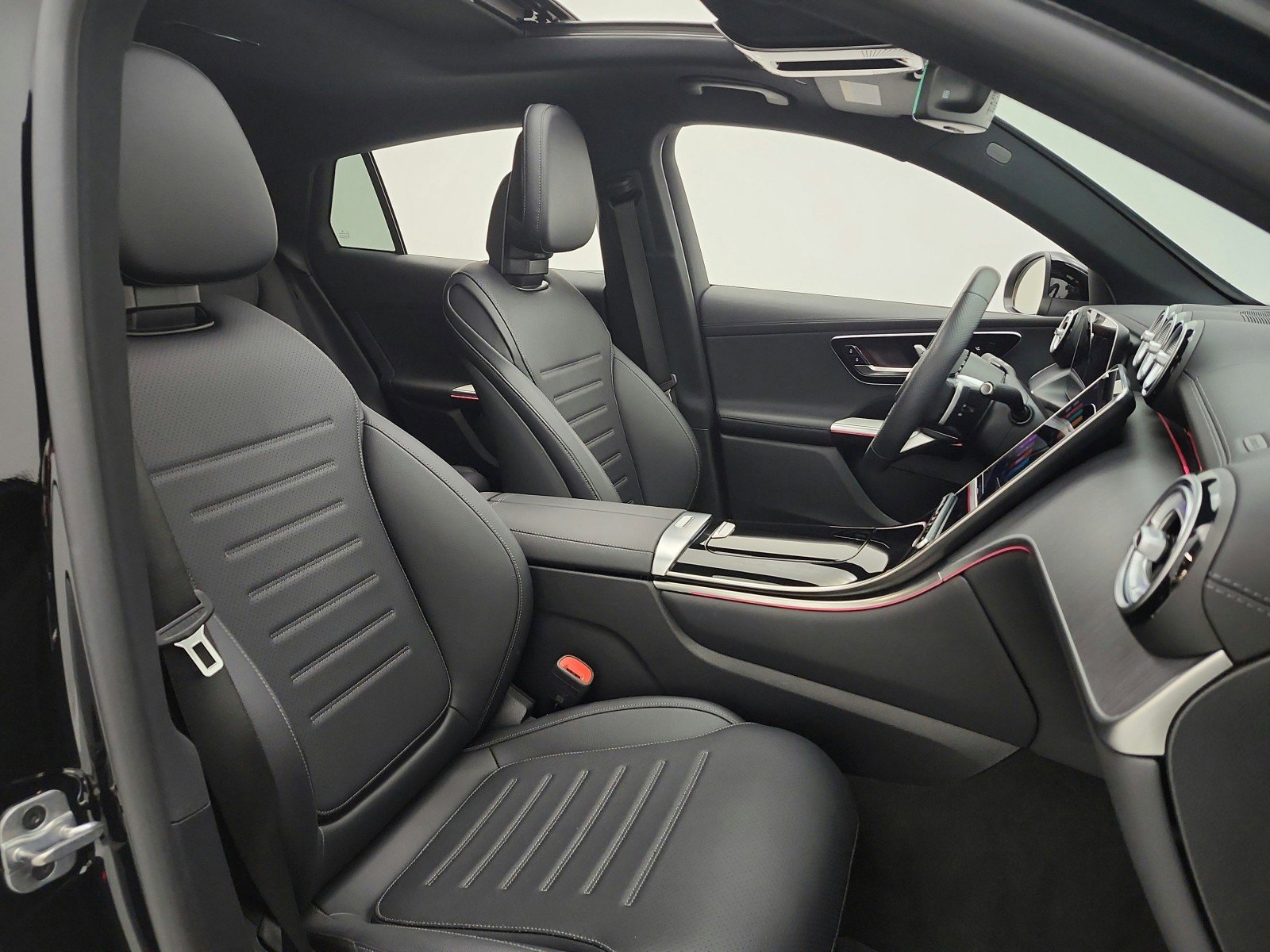 Certified 2026 Mercedes-Benz GLC 300 4MATIC image 24