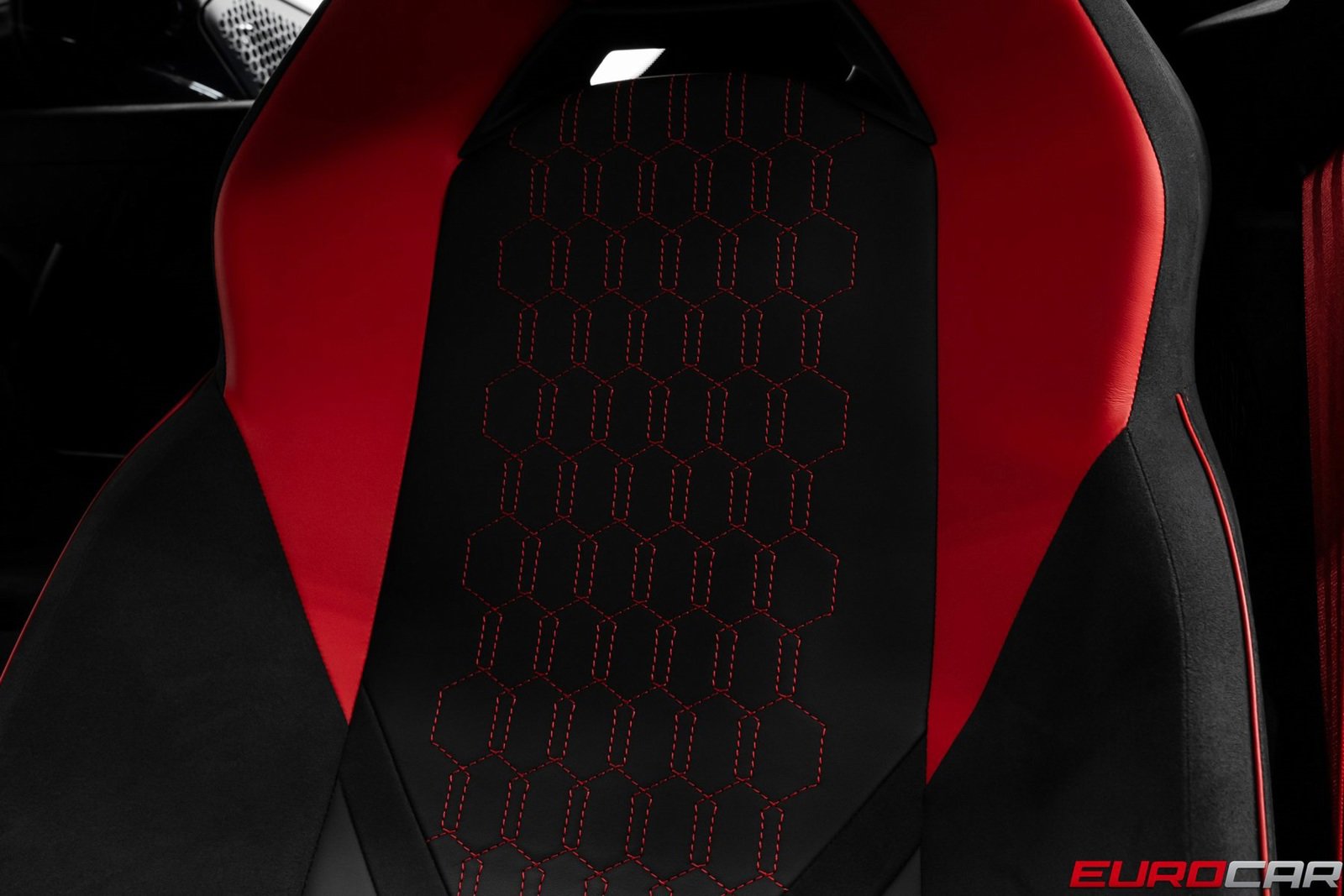 Used 2025 Lamborghini Revuelto image 45