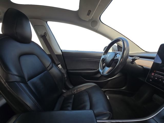 Used 2018 Tesla Model 3 Long Range image 10