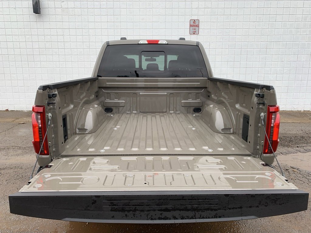 New 2025 Ford F150 XLT w/ Equipment Group 302A MID image 40