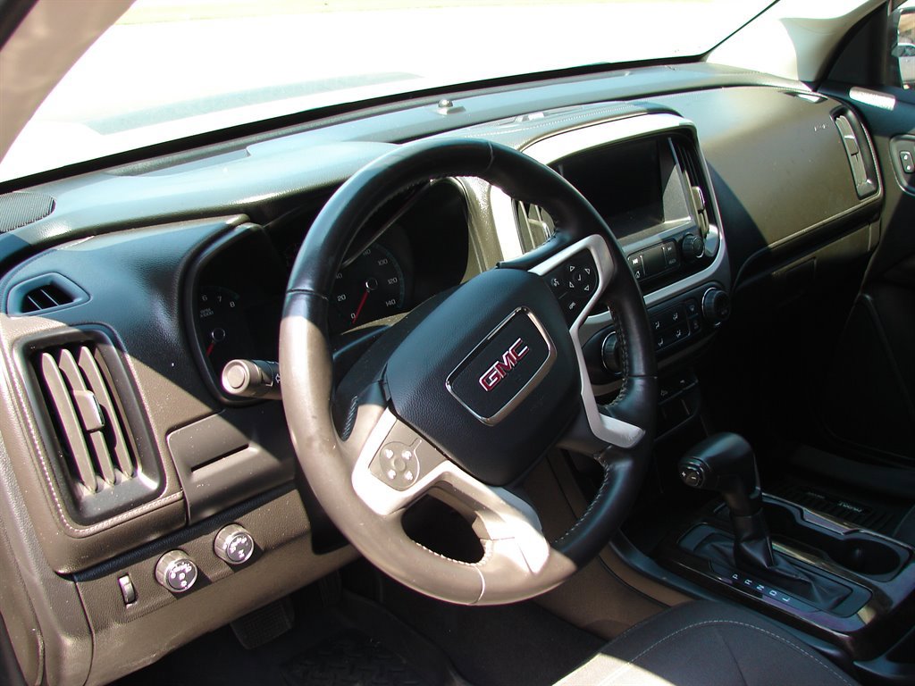 Used 2021 GMC Canyon Elevation image 8