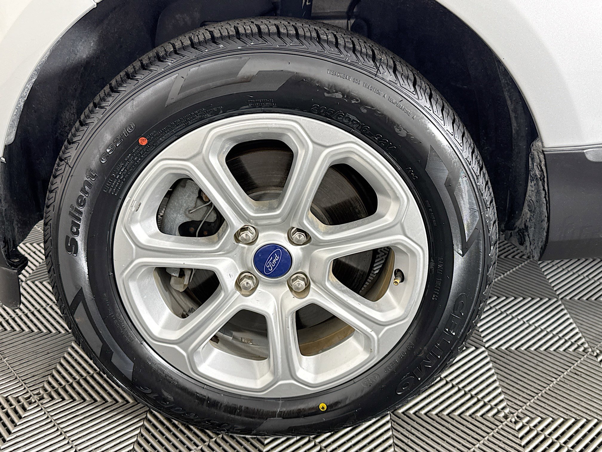 Used 2020 Ford EcoSport SE image 37