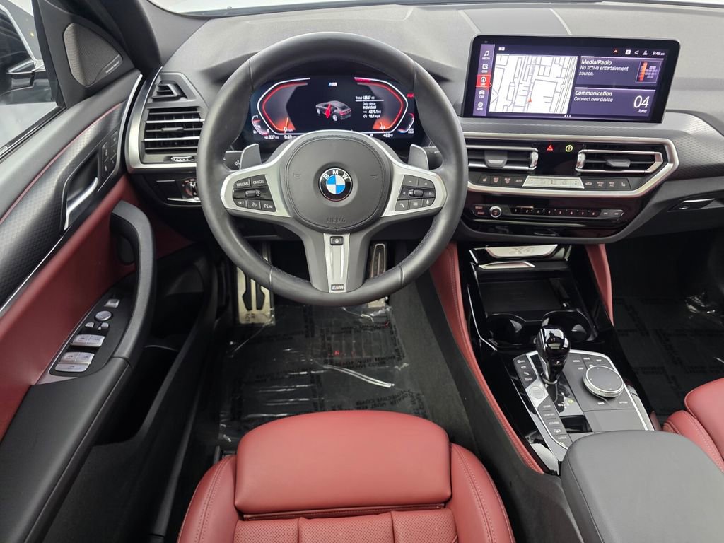 Used 2023 BMW X4 xDrive30i w/ M Sport Package AWD/4WD image 13