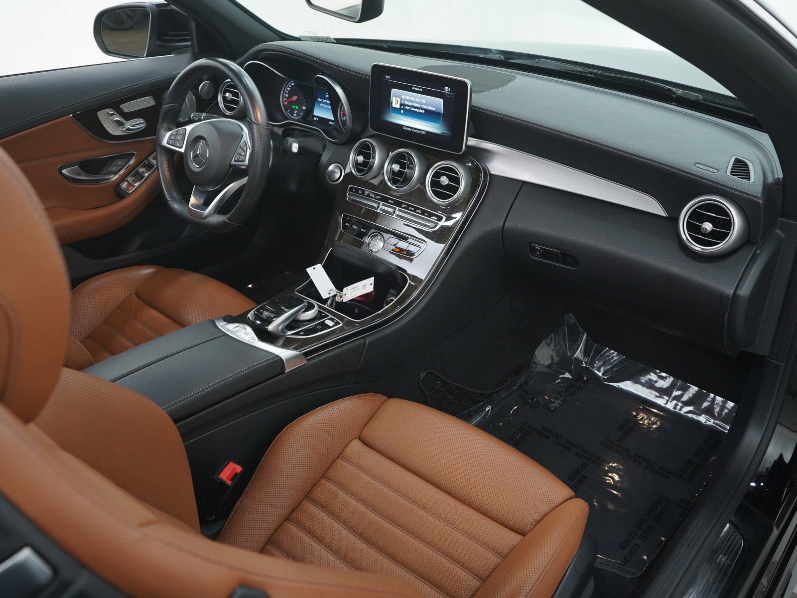 Used 2017 Mercedes-Benz C 300 4MATIC Cabriolet image 13