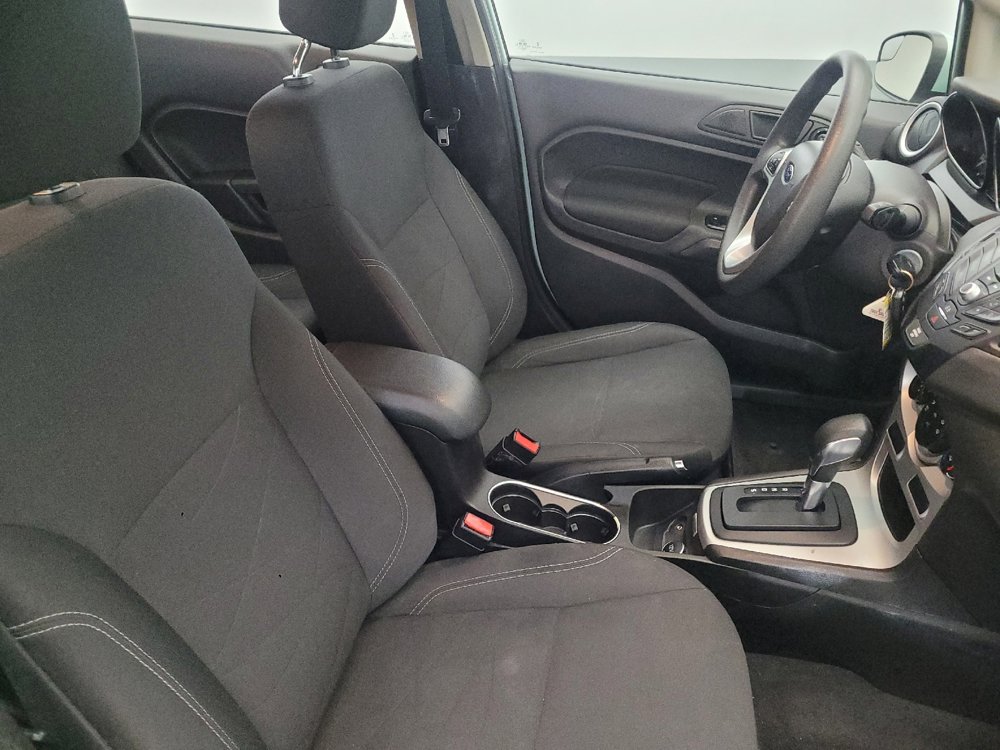 Used 2019 Ford Fiesta SE image 21