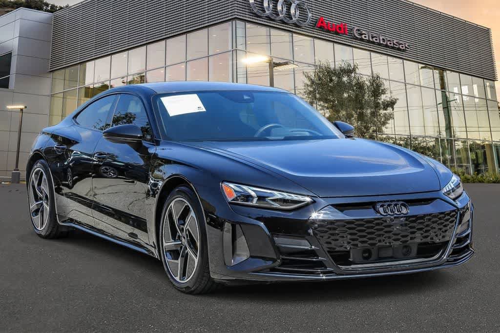 Used 2023 Audi RS e-tron GT w/ Carbon Performance Package AWD/4WD image 5