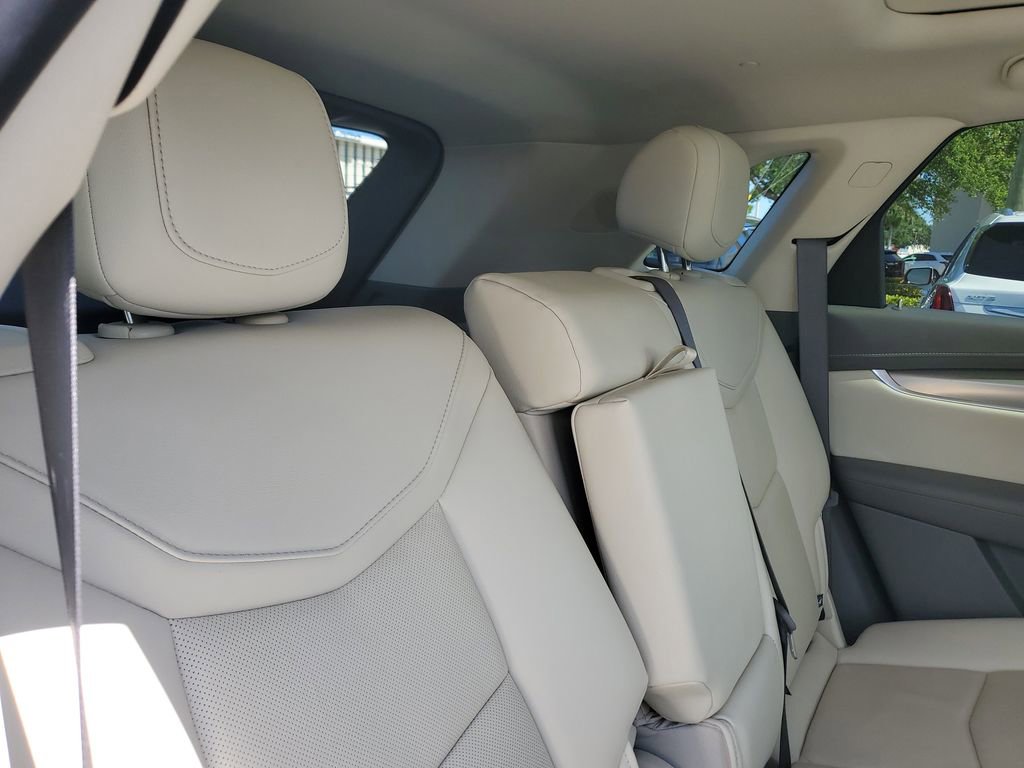 Certified 2023 Cadillac XT5 Premium Luxury w/ LPO, Floor Liner Package FWD image 25