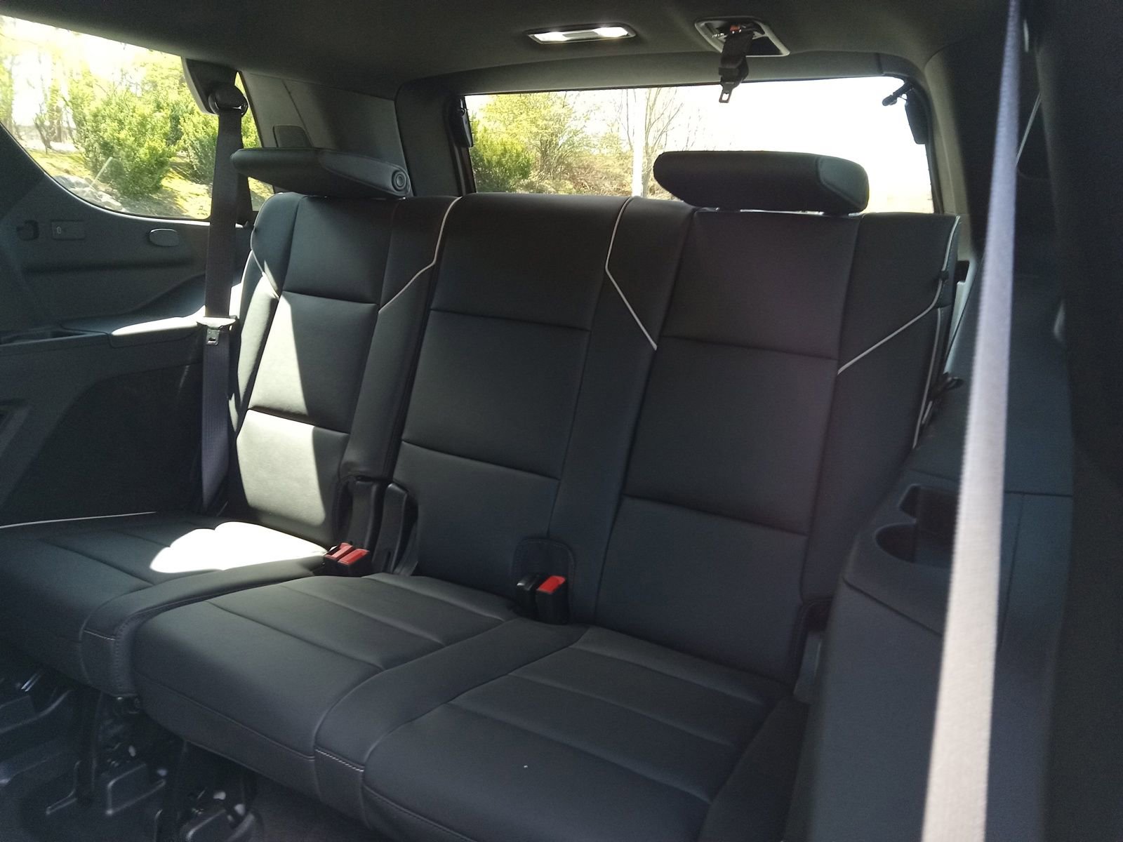 Used 2025 Cadillac Escalade Premium Luxury AWD/4WD image 26