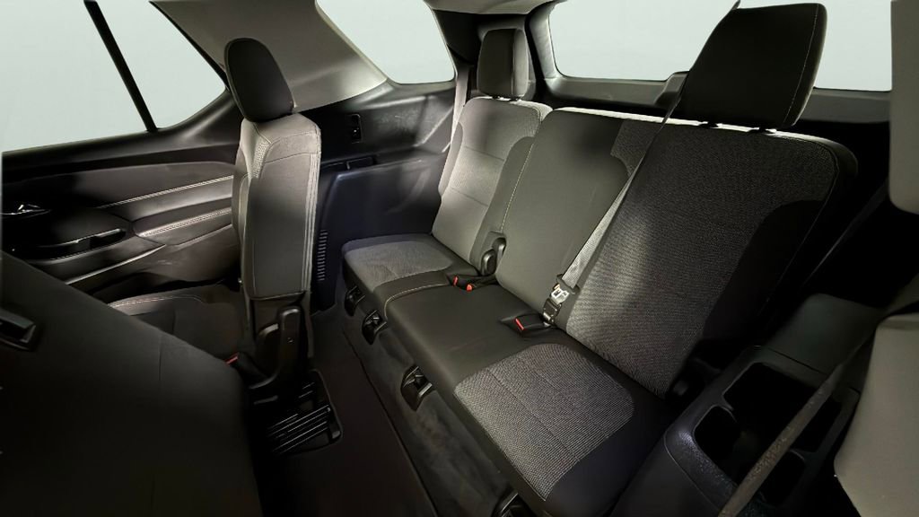 Certified 2021 Chevrolet Traverse LS image 26