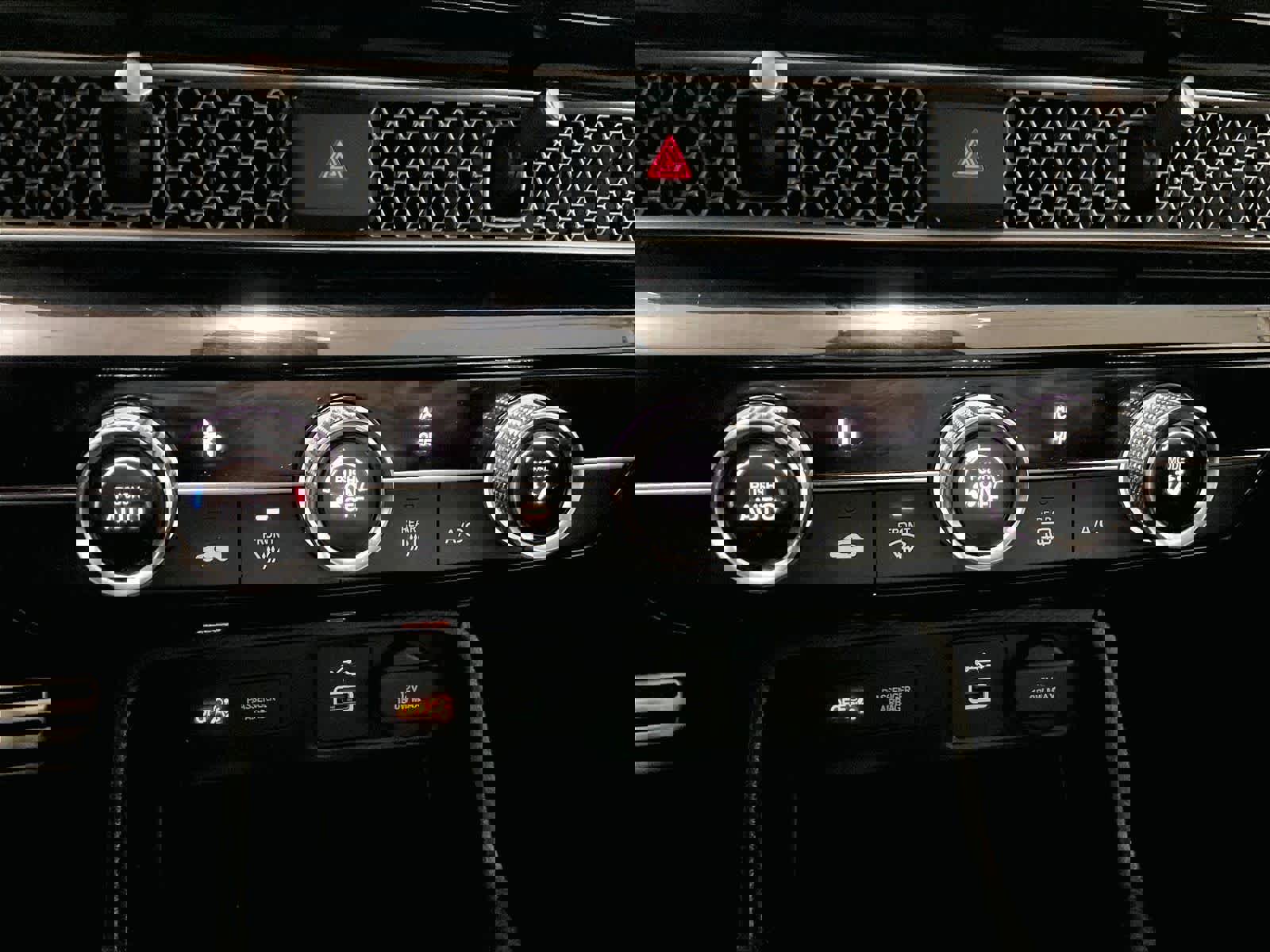 Used 2023 Honda Civic Sport image 25