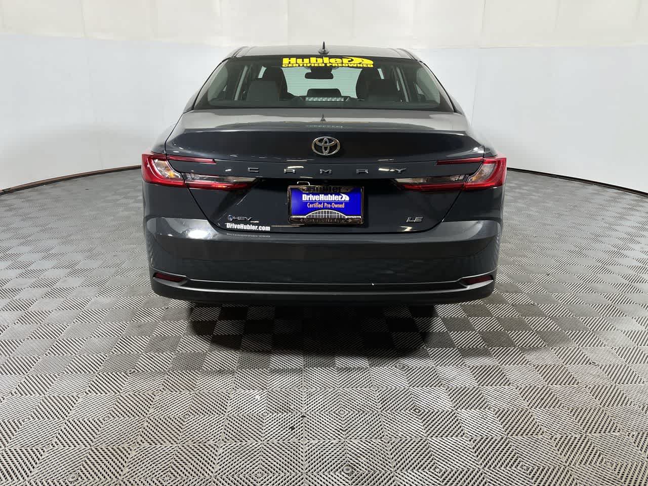 Used 2025 Toyota Camry LE FWD image 7