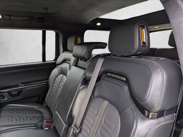 Used 2024 Rivian R1S Adventure AWD/4WD image 19