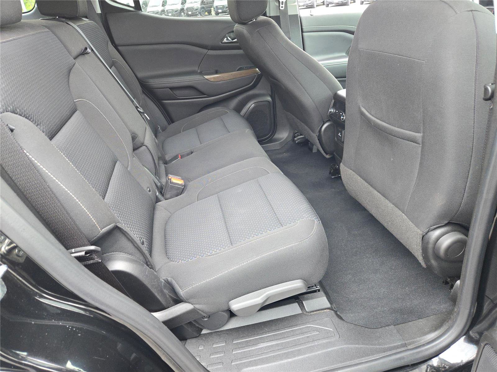 Used 2023 GMC Acadia SLE w/ Driver Convenience Package AWD/4WD image 11