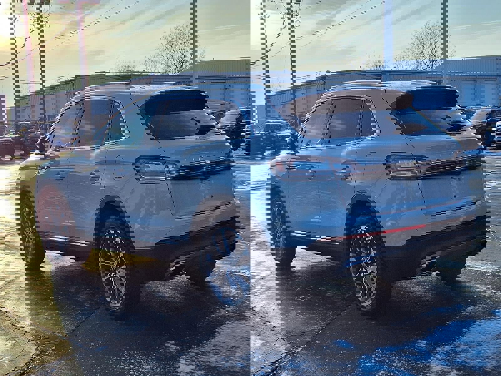 Used 2023 Lincoln Nautilus Reserve w/ Equipment Group 201A image 7