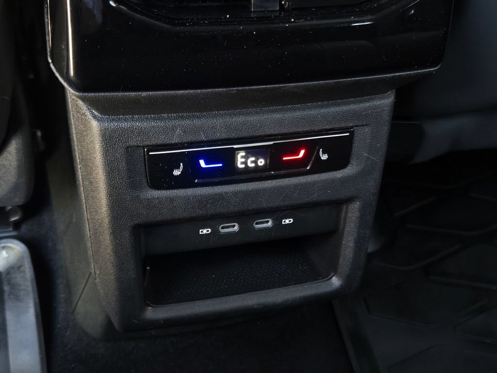 Certified 2023 Volkswagen ID.4 Pro S Plus AWD/4WD image 13