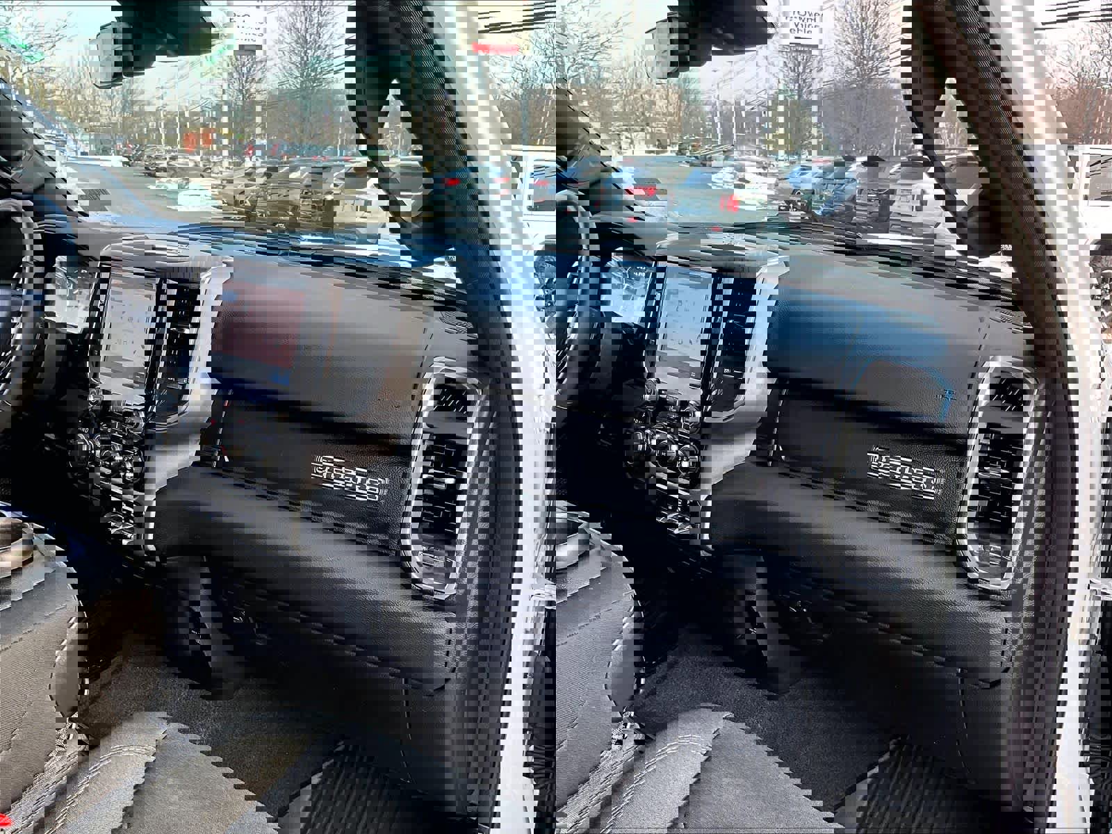 Used 2025 RAM 1500 Big Horn image 13