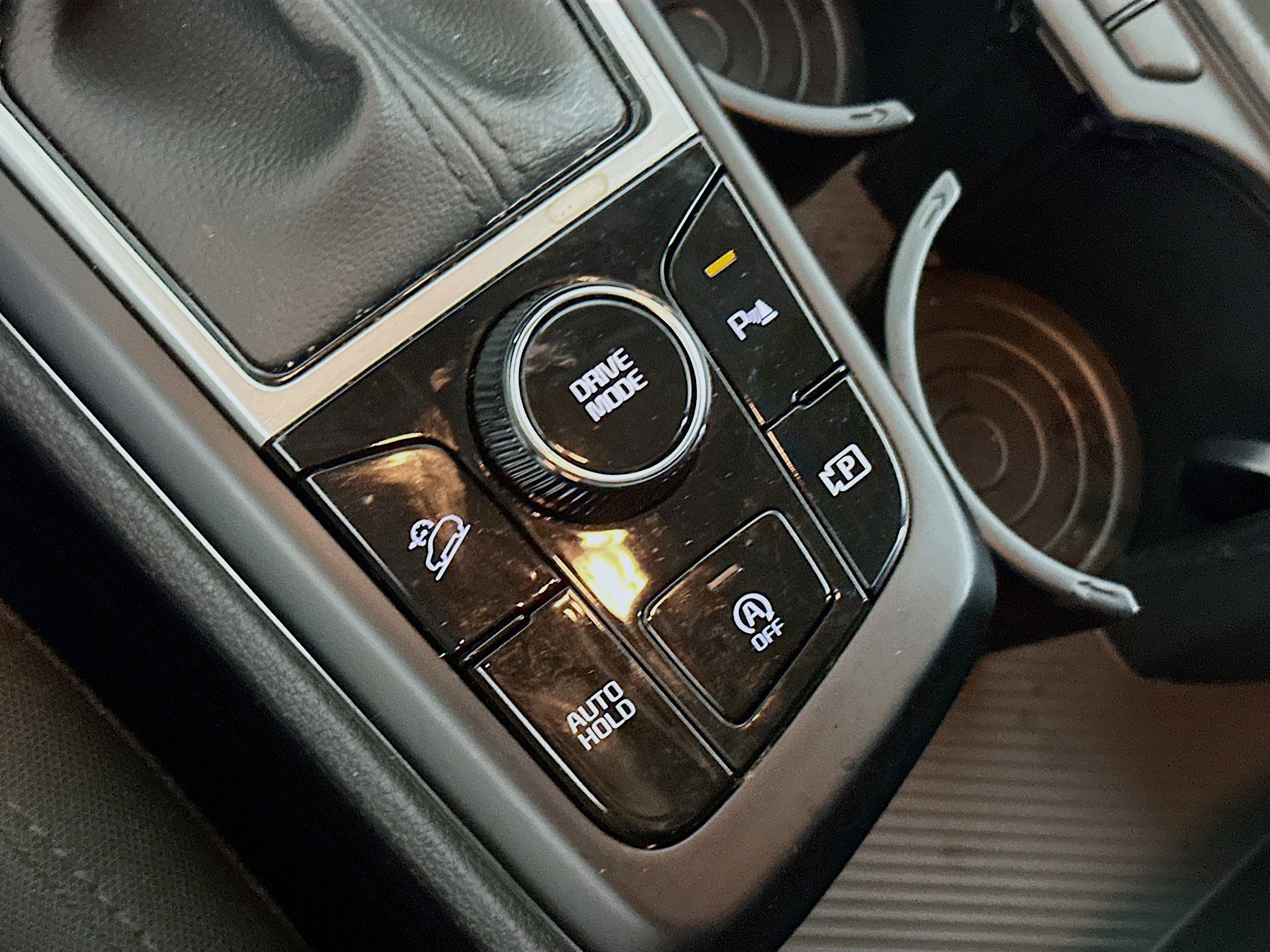 Used 2025 Kia Sportage LX image 32