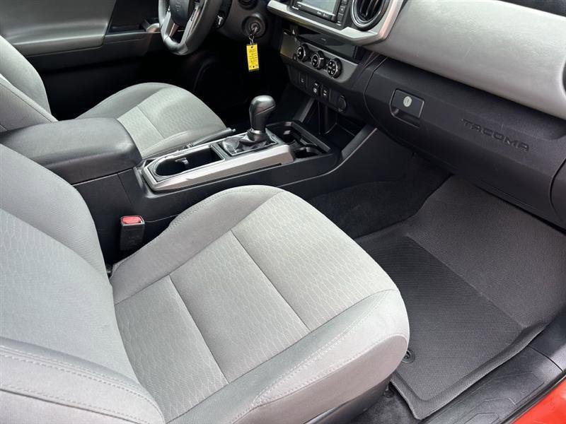 Used 2018 Toyota Tacoma SR5 image 15