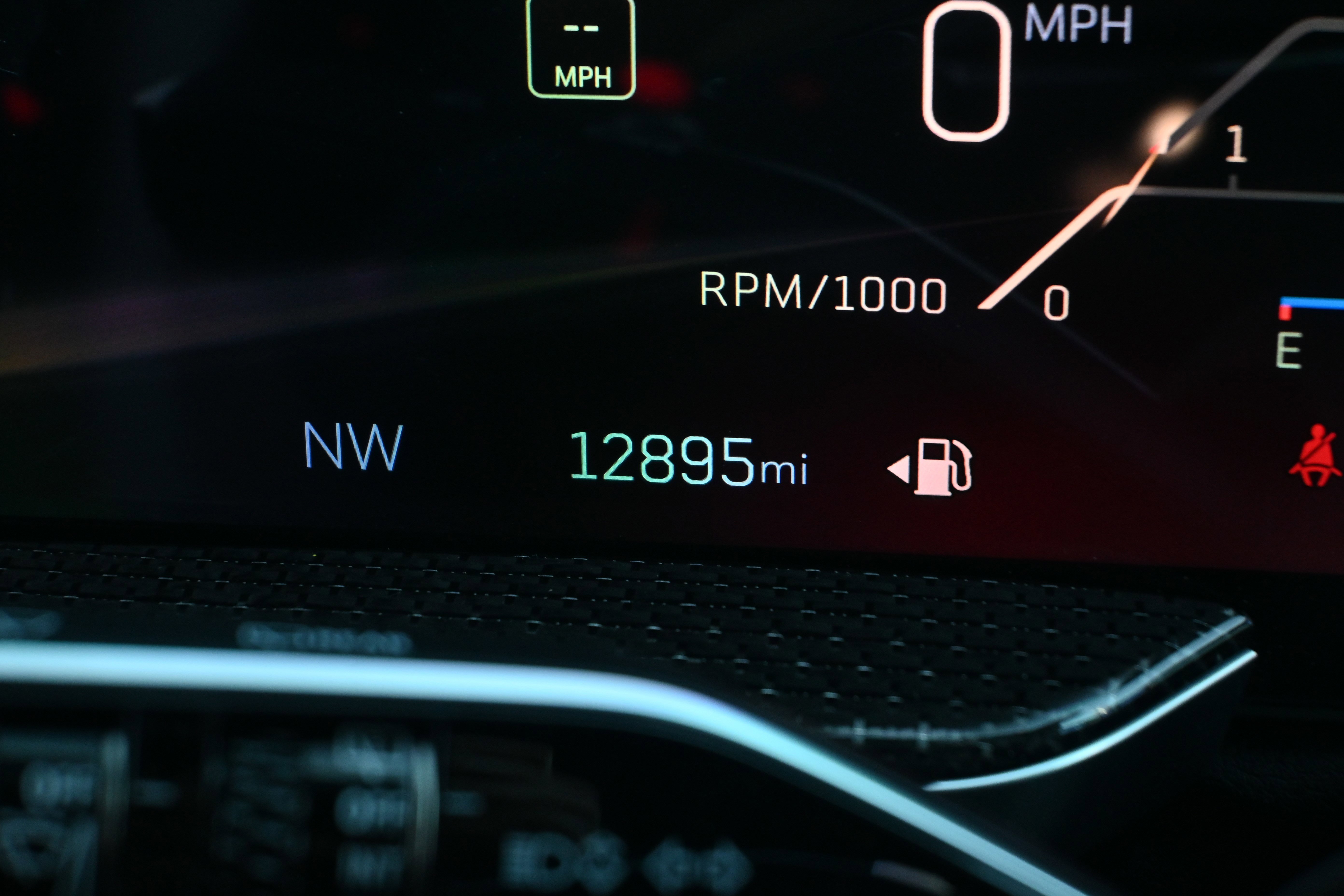 Used 2025 Cadillac Escalade V w/ LPO, Floor Liner Package image 31