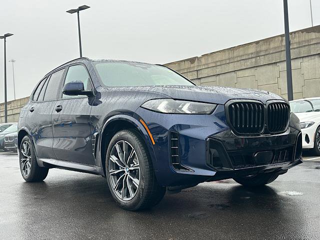 New 2026 BMW X5 xDrive40i w/ M Sport Package