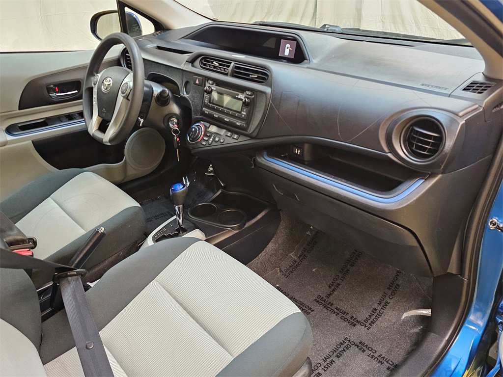 Used 2013 Toyota Prius C Two image 11