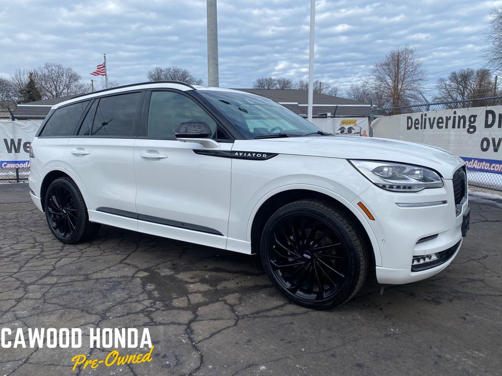 Used 2024 Lincoln Aviator Reserve w/ Equipment Group 201A image 1