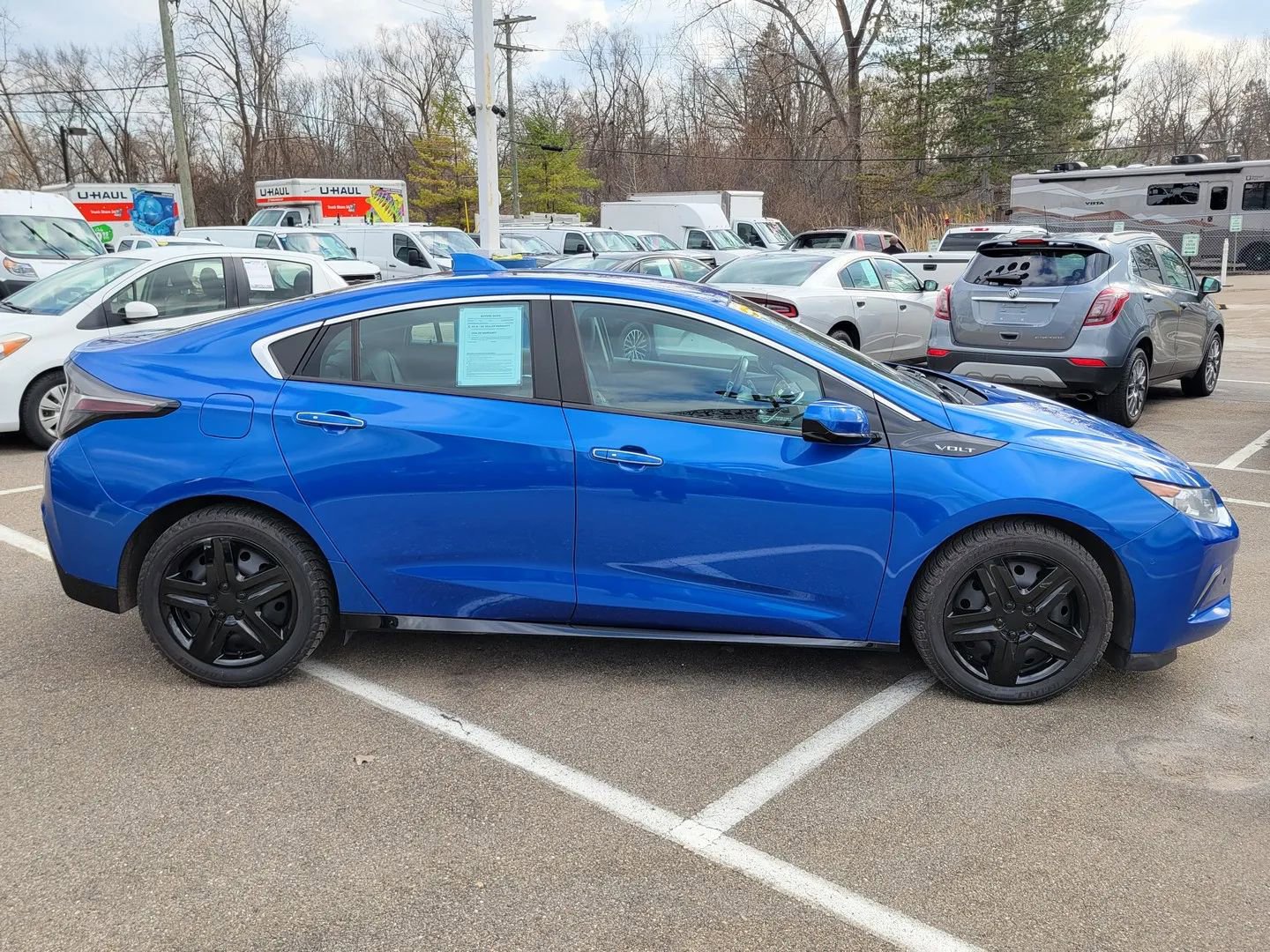 Used 2018 Chevrolet Volt Premier w/ Driver Confidence II Package image 3