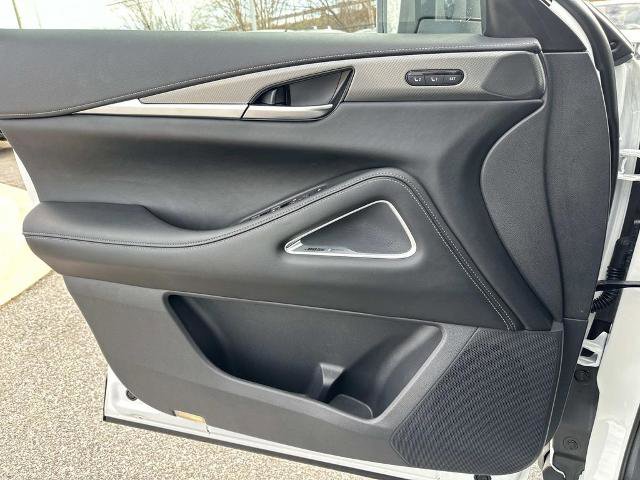 Certified 2025 INFINITI QX60 Luxe w/ Black Edition image 25