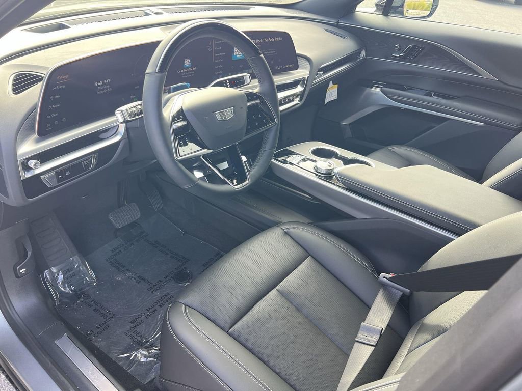 New 2025 Cadillac Lyriq Luxury image 9
