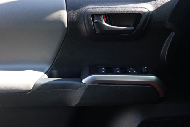 Used 2021 Toyota Tacoma SR5 image 23