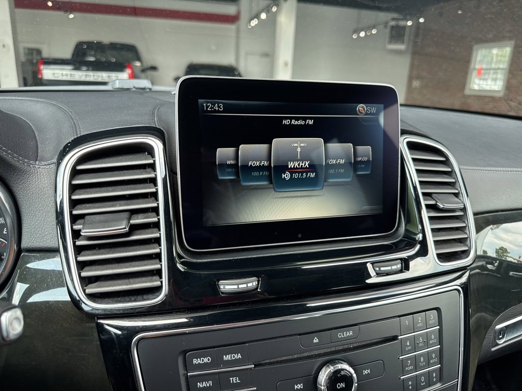 Used 2018 Mercedes-Benz GLS 450 4MATIC image 3