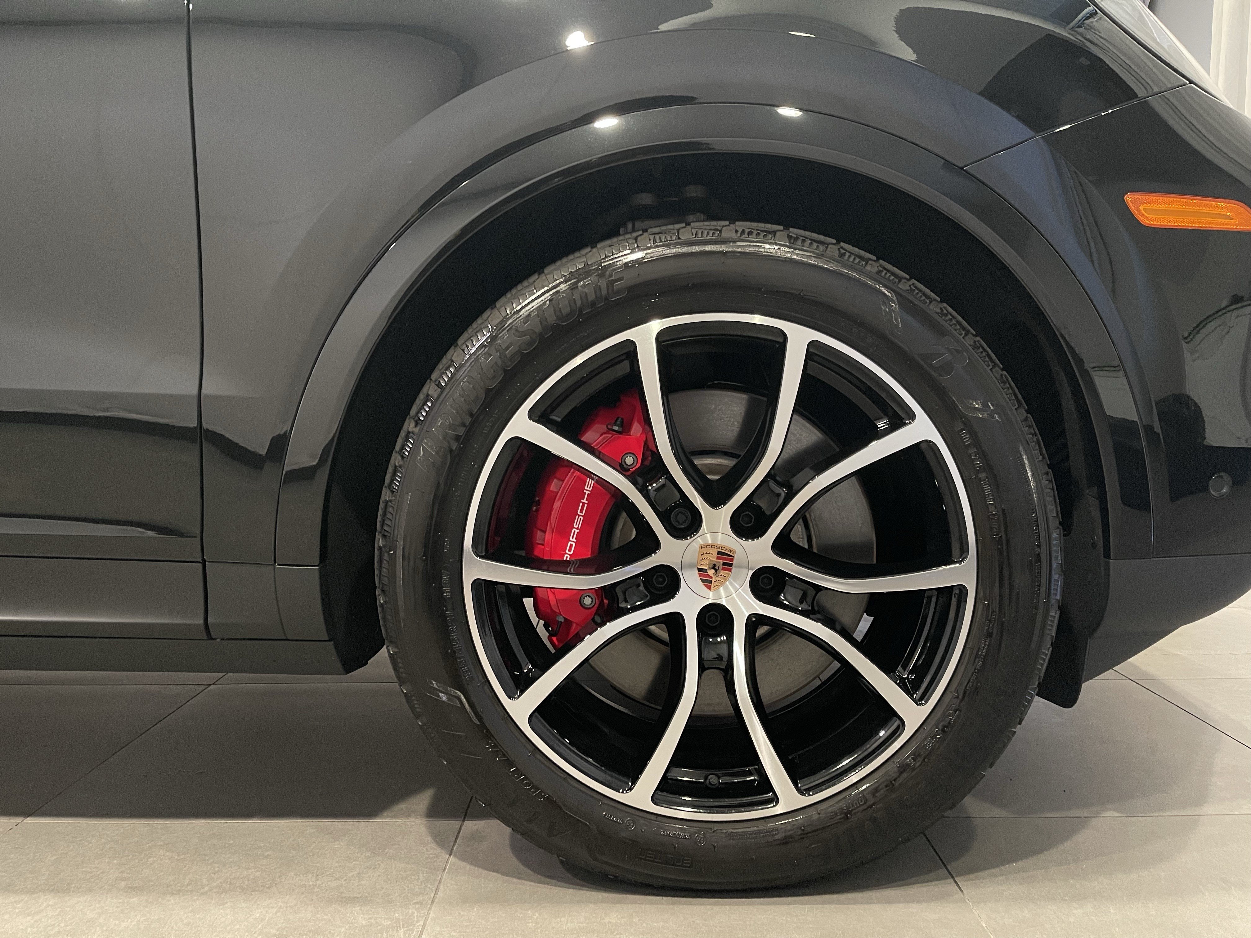 Used 2026 Porsche Cayenne S AWD/4WD image 10