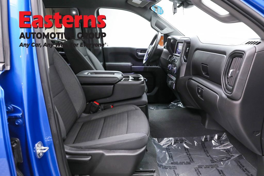 Used 2022 Chevrolet Silverado 1500 Custom image 23