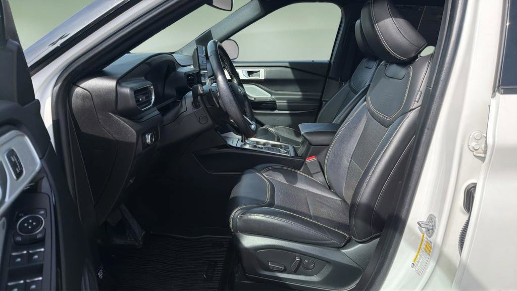 Used 2023 Ford Explorer ST w/ Equipment Group 401A image 11