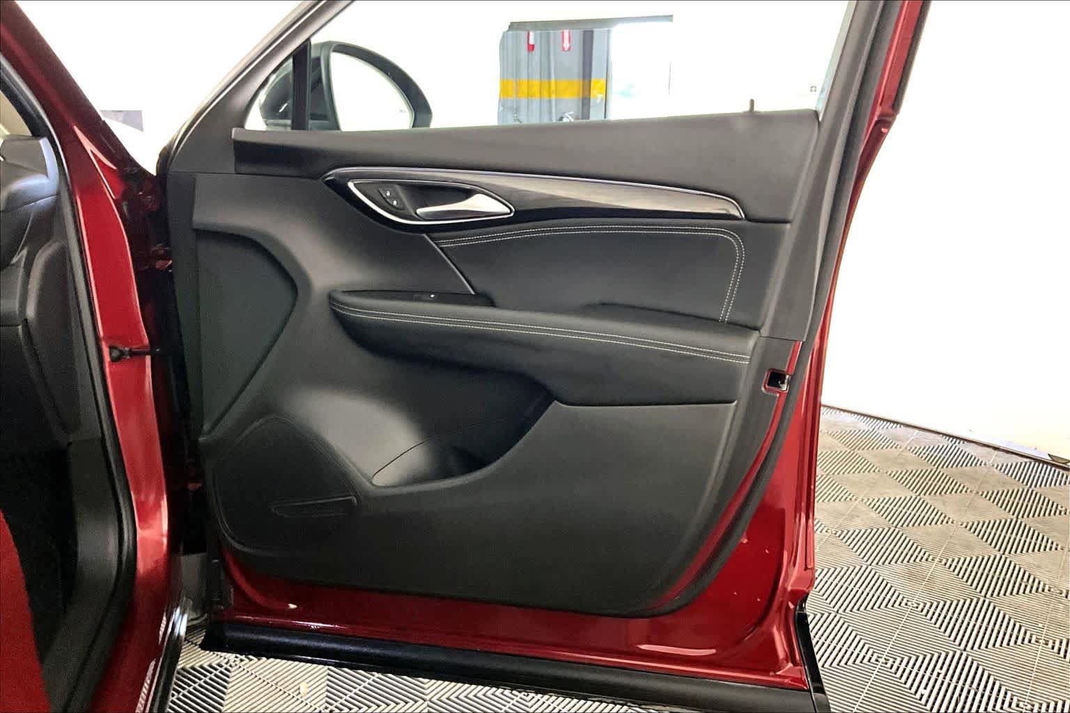 Certified 2021 Buick Envision Essence w/ Sport Touring Package image 22