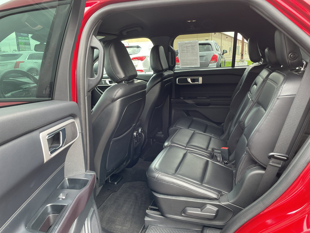 Used 2020 Ford Explorer XLT w/ Equipment Group 202A image 22