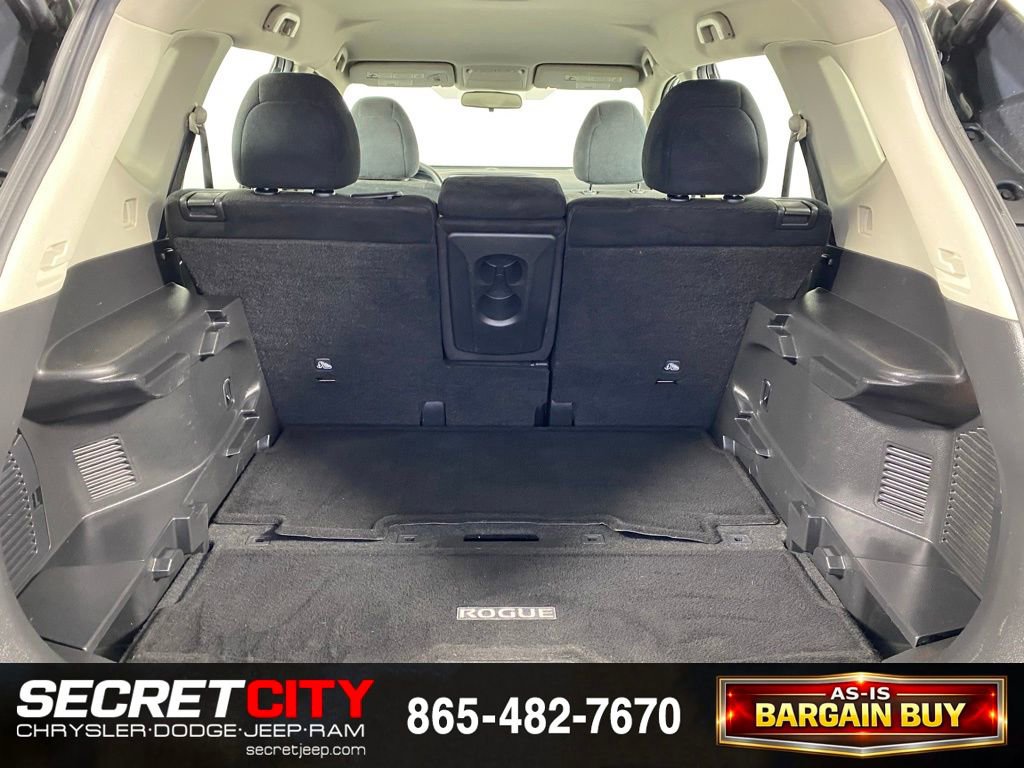 Used 2015 Nissan Rogue S image 29